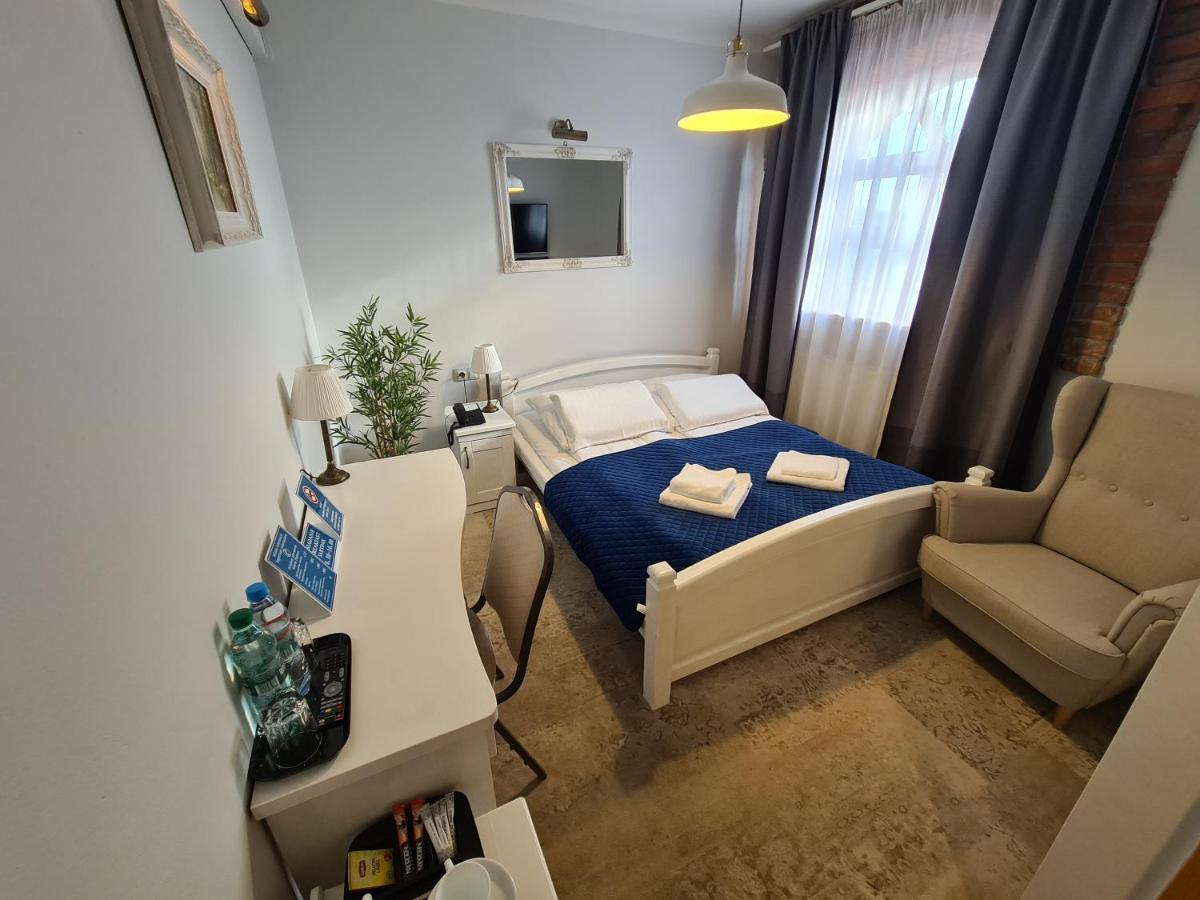 Hotel Staropolska Tomaszow Lubelski Luaran gambar