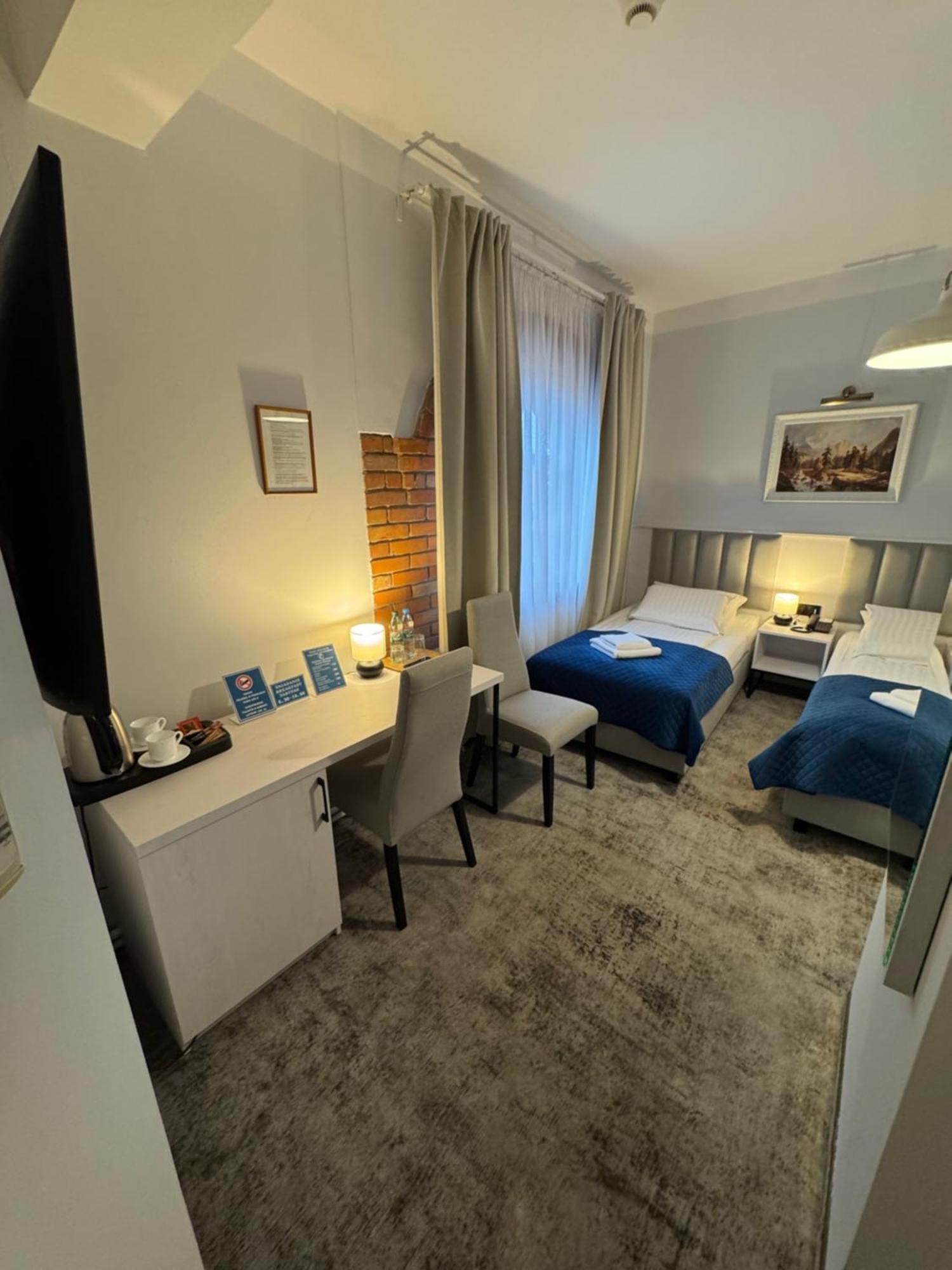 Hotel Staropolska Tomaszow Lubelski Luaran gambar